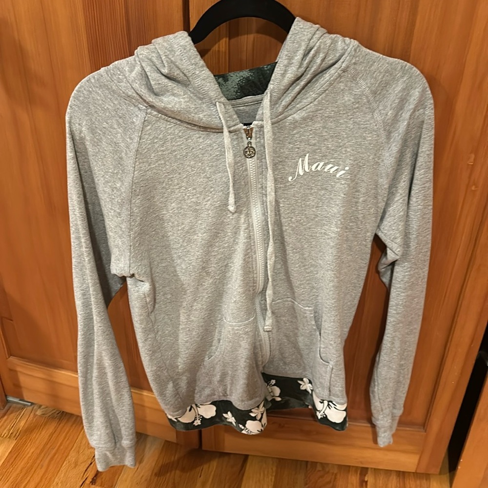 Women’s zip hoodie
